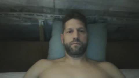 Snapshot of bubblebee1982 chatting on 09-11-25, 04:23 bubblebee1982 online show from 09-11-25, 04:23