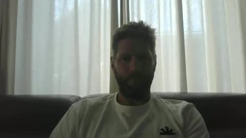 Snapshot of bubblebee1982 chatting on 09-29-25, 08:08 bubblebee1982 online show from 09-29-25, 08:08