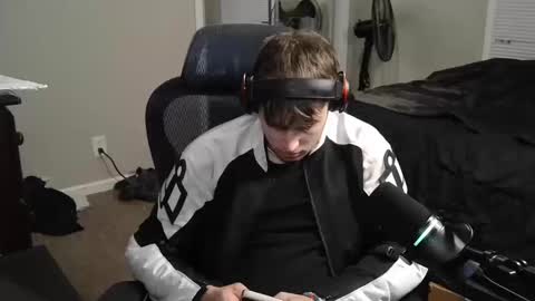 BubblebuttBdn online show from 10-12-25, 12:09