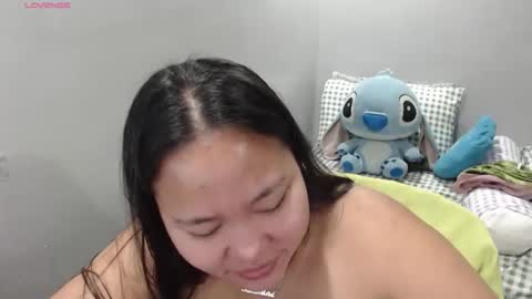 Snapshot of bubblebuttpinay chatting on 10-12-25, 02:32 Sunshine online show from 10-12-25, 02:32