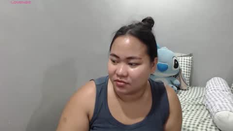 Snapshot of bubblebuttpinay chatting on 10-18-25, 03:35 Sunshine online show from 10-18-25, 03:35