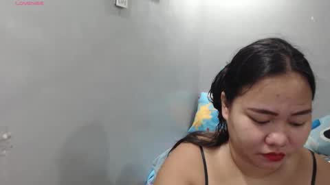 Snapshot of bubblebuttpinay chatting on 10-26-25, 02:06 Sunshine online show from 10-26-25, 02:06