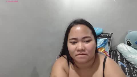 Snapshot of bubblebuttpinay chatting on 11-23-25, 02:28 Sunshine online show from 11-23-25, 02:28