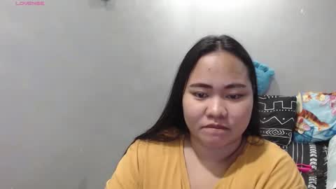 Snapshot of bubblebuttpinay chatting on 11-26-25, 03:13 Sunshine online show from 11-26-25, 03:13