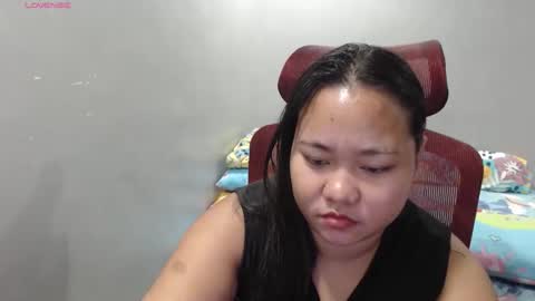 Snapshot of bubblebuttpinay chatting on 01-15-26, 11:52 Sunshine online show from 01-15-26, 11:52