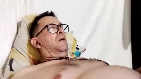 buchs32 online show from 10-16-25, 04:35