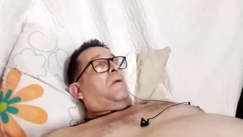 buchs32 online show from 12-22-25, 04:31