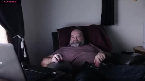 Snapshot of buckreams chatting on 02-01-25, 10:34 Buck online show from 02-01-25, 10:34