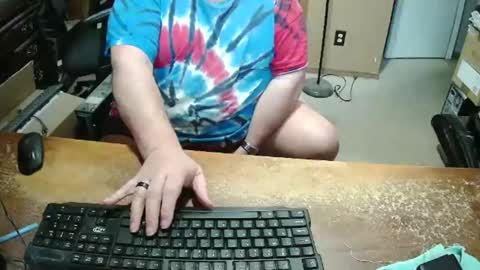 Snapshot of bucku2 chatting on 03-31-26, 10:43 Bucku2 online show from 03-31-26, 10:43