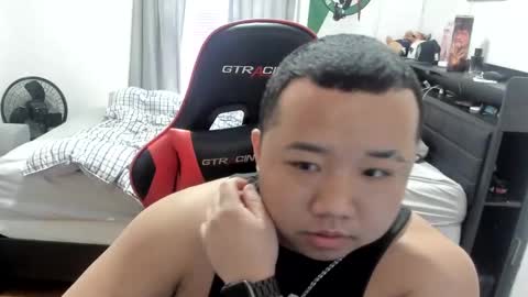 Snapshot of buffsexyman24 chatting on 02-25-25, 05:25 buffsexyman24 online show from 02-25-25, 05:25