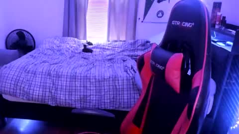 Snapshot of buffsexyman24 chatting on 02-27-25, 08:42 buffsexyman24 online show from 02-27-25, 08:42