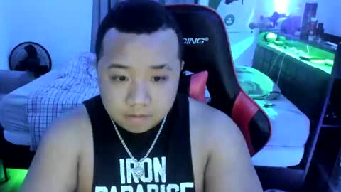 Snapshot of buffsexyman24 chatting on 02-28-25, 04:10 buffsexyman24 online show from 02-28-25, 04:10