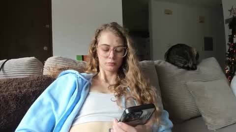 Buffy online show from 11-23-25, 06:19