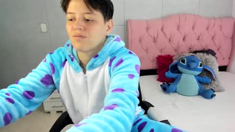 bug2025 online show from 10-08-25, 03:04