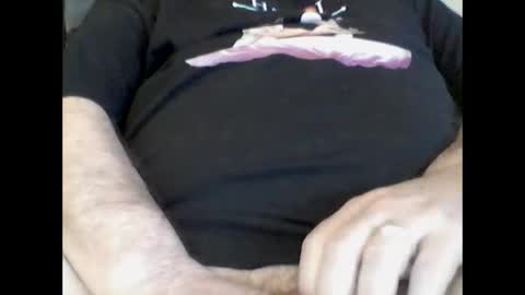 Snapshot of buggalugs1963 chatting on 11-23-25, 09:58 Bugs online show from 11-23-25, 09:58