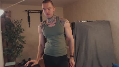 Dmitriy  online show from 01-19-25, 04:01