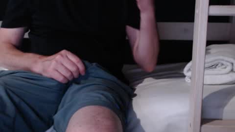 z...... online show from 01-12-26, 01:05