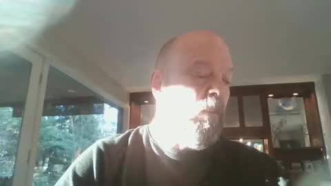 bulldog302w online show from 12-31-24, 01:52