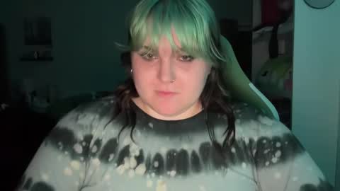 Snapshot of bumblebeebuzzer chatting on 02-21-25, 05:02 bumblebeebuzzer online show from 02-21-25, 05:02