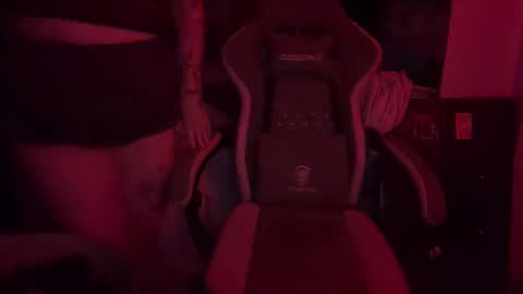 bumblebeebuzzer online show from 10-27-25, 12:47