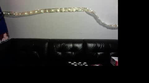 Bungalow Entertainment online show from 12-15-25, 12:04