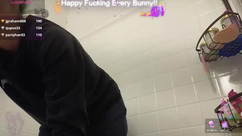 Snapshot of bunnycheekz chatting on 01-12-25, 05:13 Tokki bunny online show from 01-12-25, 05:13