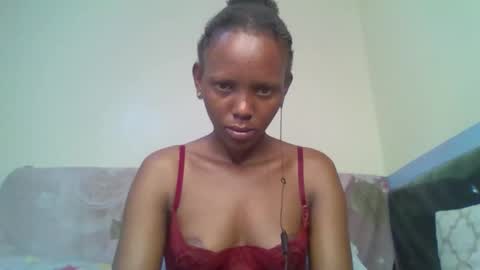 Snapshot of bunnydiva_ chatting on 10-23-25, 08:35 bunnydiva_ online show from 10-23-25, 08:35