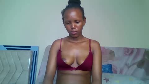 Snapshot of bunnydiva_ chatting on 11-06-25, 07:37 bunnydiva_ online show from 11-06-25, 07:37