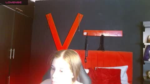 ANASTASIA online show from 02-12-25, 12:22