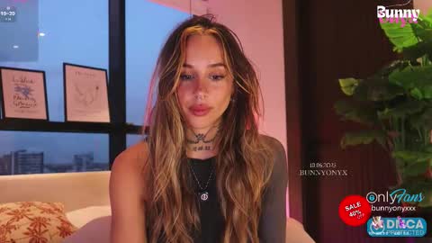 Snapshot of bunnyonyx chatting on 10-06-25, 10:18 Stephanie Next stream TUESDAY 6pm PDT online show from 10-06-25, 10:18