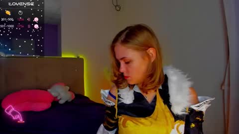 BunnyShows online show from 11-17-25, 01:28