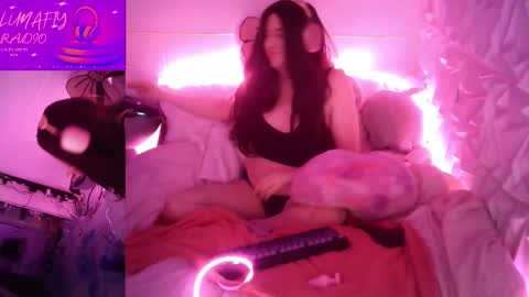 Snapshot of bunnyslutt chatting on 02-28-26, 05:03 bunnyslutt online show from 02-28-26, 05:03