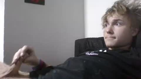 Snapshot of burgraffjosh chatting on 10-21-25, 06:30 burgraffjosh online show from 10-21-25, 06:30