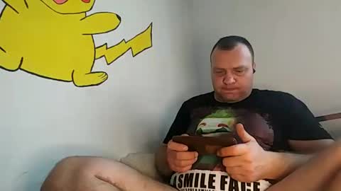 Snapshot of bury703709 chatting on 12-29-24, 10:56 Creazy dad online show from 12-29-24, 10:56