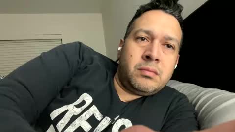 businesspleasure online show from 01-20-25, 05:15