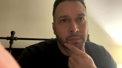 businesspleasure online show from 02-11-25, 04:01