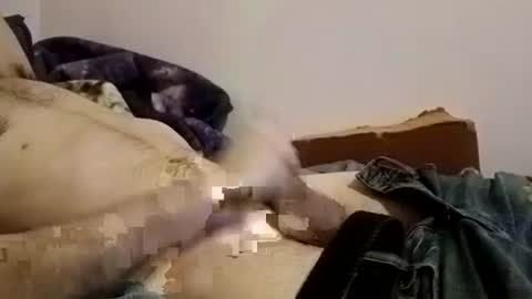 Snapshot of buster18hymen chatting on 01-21-25, 06:23 Buster18Hymen online show from 01-21-25, 06:23