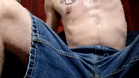 Snapshot of buster18hymen chatting on 09-14-25, 07:02 Buster18Hymen online show from 09-14-25, 07:02