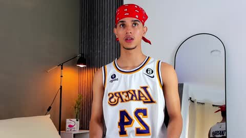 Buster independent model online show from 01-05-25, 01:36