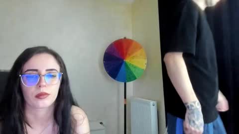 Max  Andrea online show from 12-22-25, 09:23