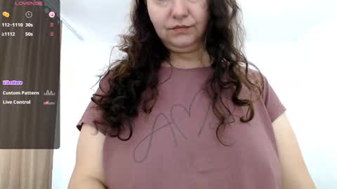 Emma online show from 11-22-25, 09:41