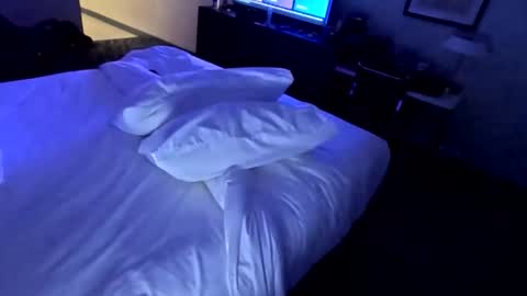 Snapshot of busy40somethingcpl chatting on 11-01-25, 04:58 busy40somethingcpl online show from 11-01-25, 04:58