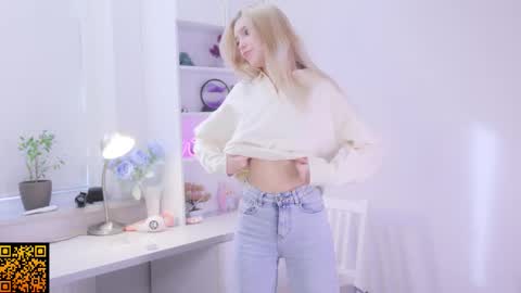 butteflai online show from 10-22-25, 07:52