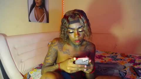 butterfly_rouse online show from 11-02-25, 08:33