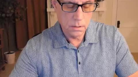 Snapshot of buttnakedfun954737 chatting on 12-09-24, 11:15 Miles online show from 12-09-24, 11:15