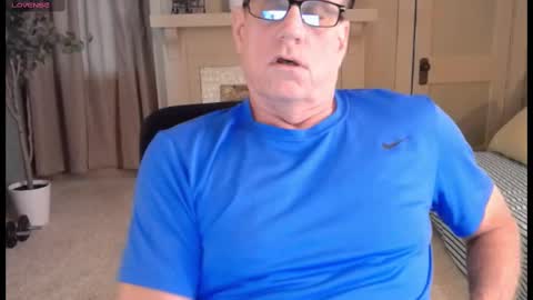 Snapshot of buttnakedfun954737 chatting on 10-04-25, 12:25 Miles online show from 10-04-25, 12:25