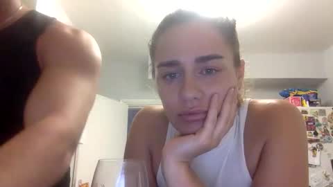 Khaleesiiiii online show from 01-17-26, 02:05