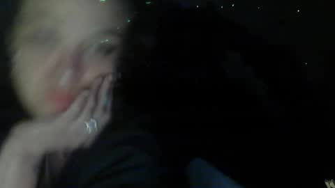 Snapshot of butytoy chatting on 10-02-25, 11:56 butytoy online show from 10-02-25, 11:56