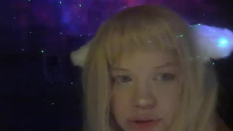 Snapshot of butytoy chatting on 11-05-25, 11:16 butytoy online show from 11-05-25, 11:16