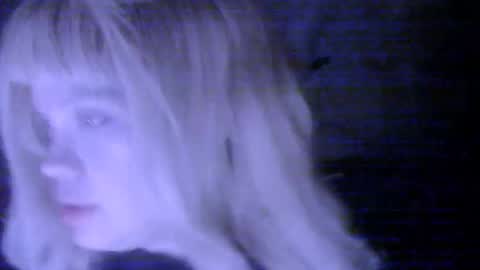 Snapshot of butytoy chatting on 11-12-25, 08:19 butytoy online show from 11-12-25, 08:19